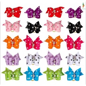 Панделка за с камъче и две перли